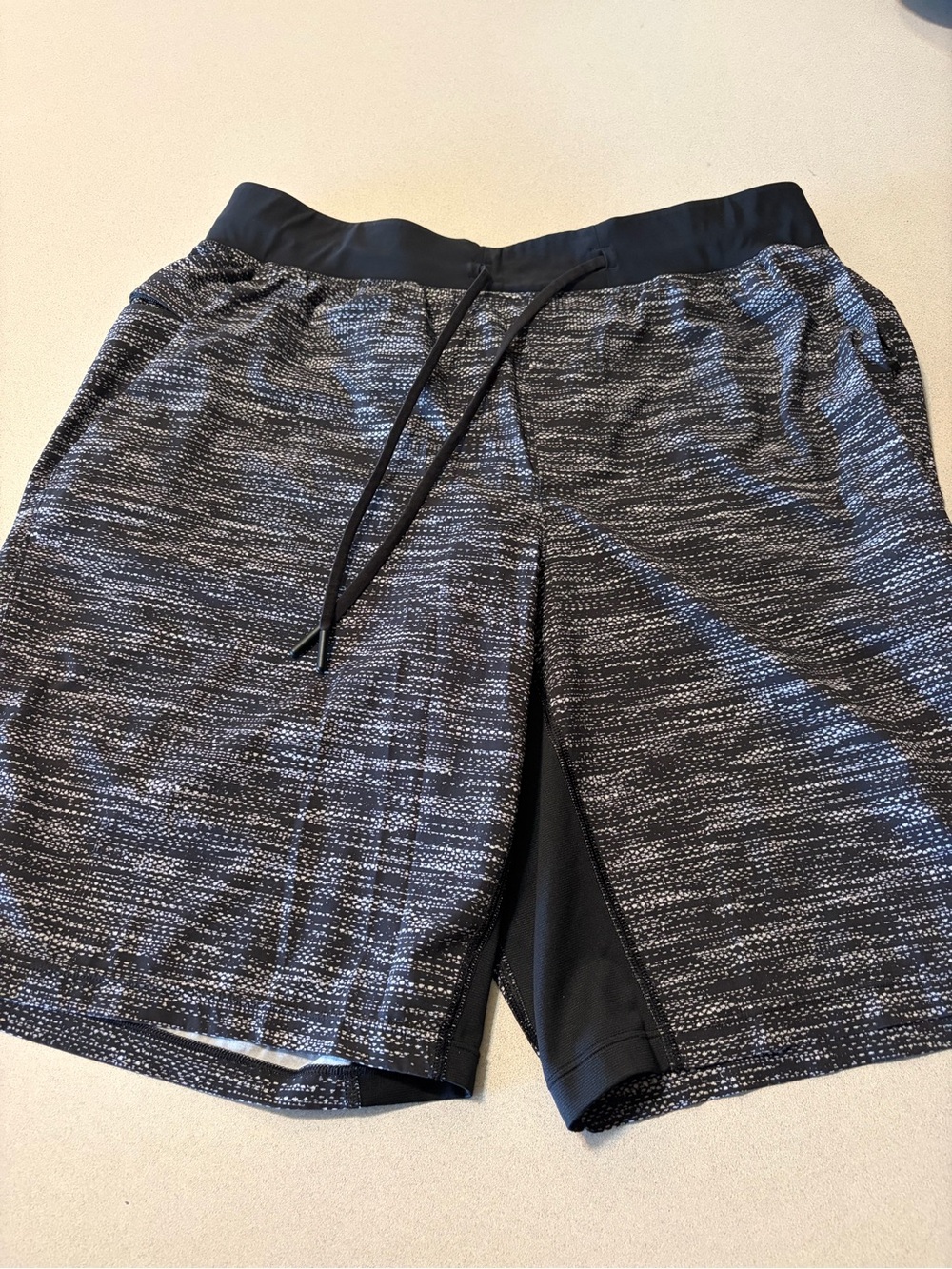 lululemon athletica Men's Black Heathered Performance Shorts